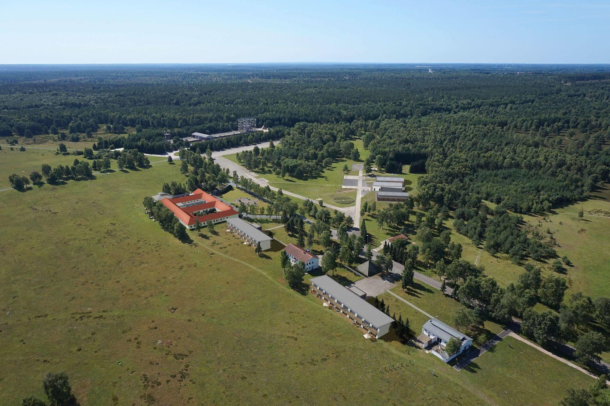 Hotelcamp Reinsehlen 施内沃丁根 外观 照片